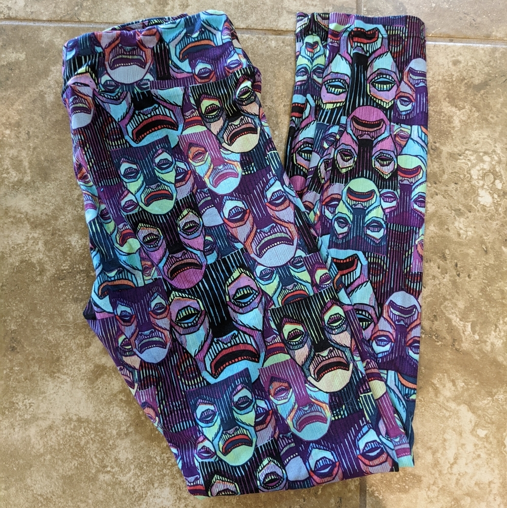 Disney villain OS LuLaRoe leggings